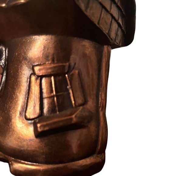 Old Mother Hubbard Shoe House Cast Bank - Picture 6 of 10